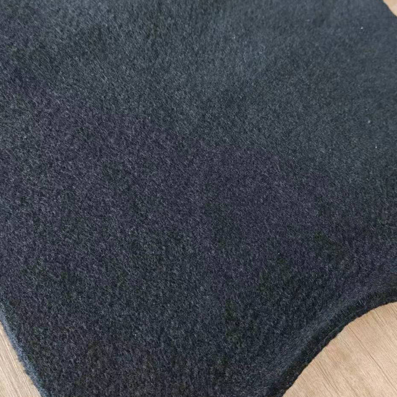 Weiche, wärmeisolierende, voroxidierte, genadelte Fasermatte